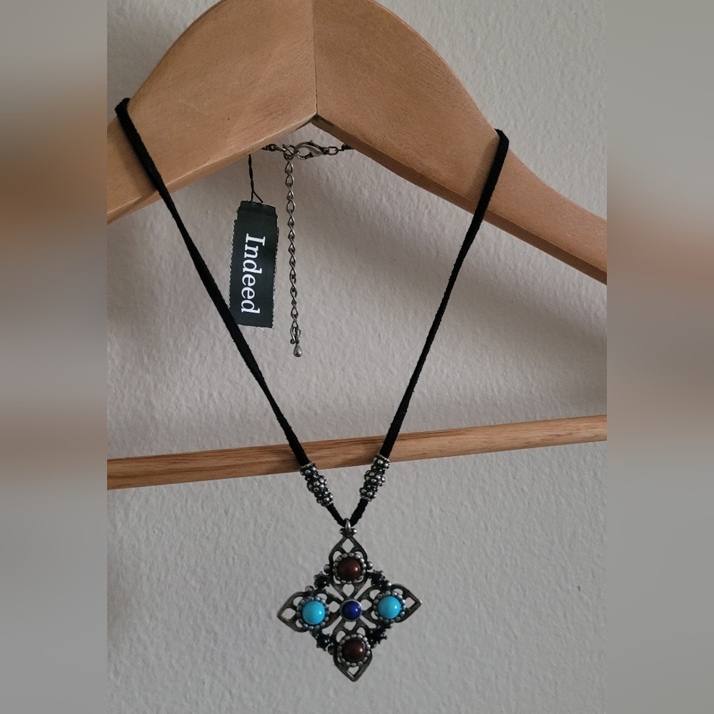 Indeed Short Pendant Necklace, Silver and Mutilcolor on Leather Cord - Picture 3 of 4